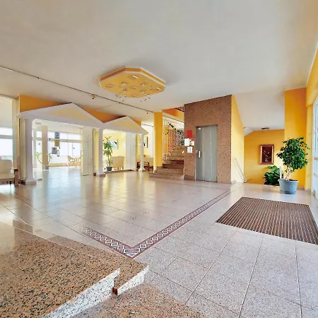 Ikarus Puerto de la Cruz (Tenerife)